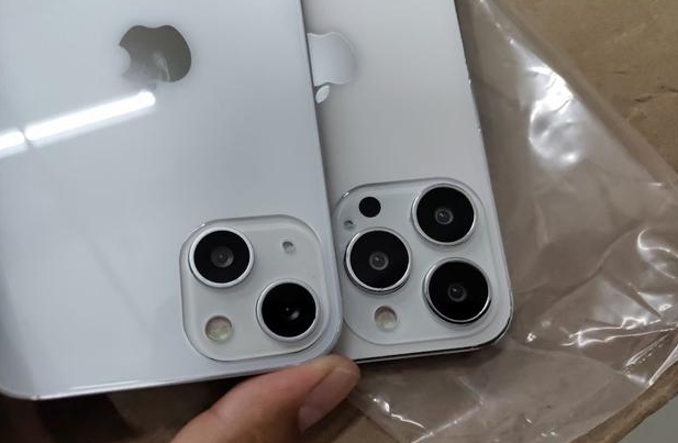 融水苹果手机维修分享iPhone 13‌机模长什么样 
